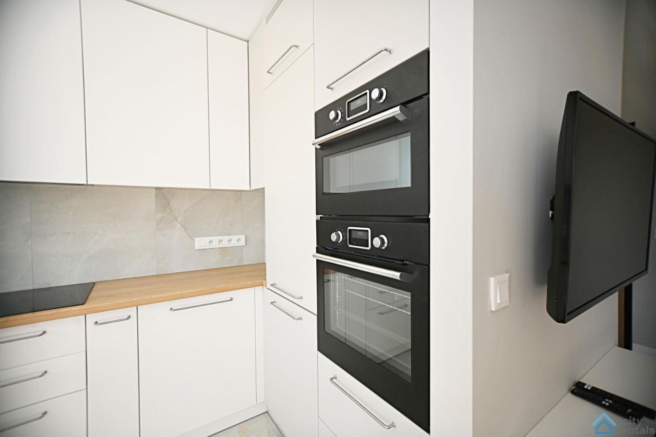 Beige 3City Apartment With Parking In Gdansk By Noclegi Renters Extérieur photo
