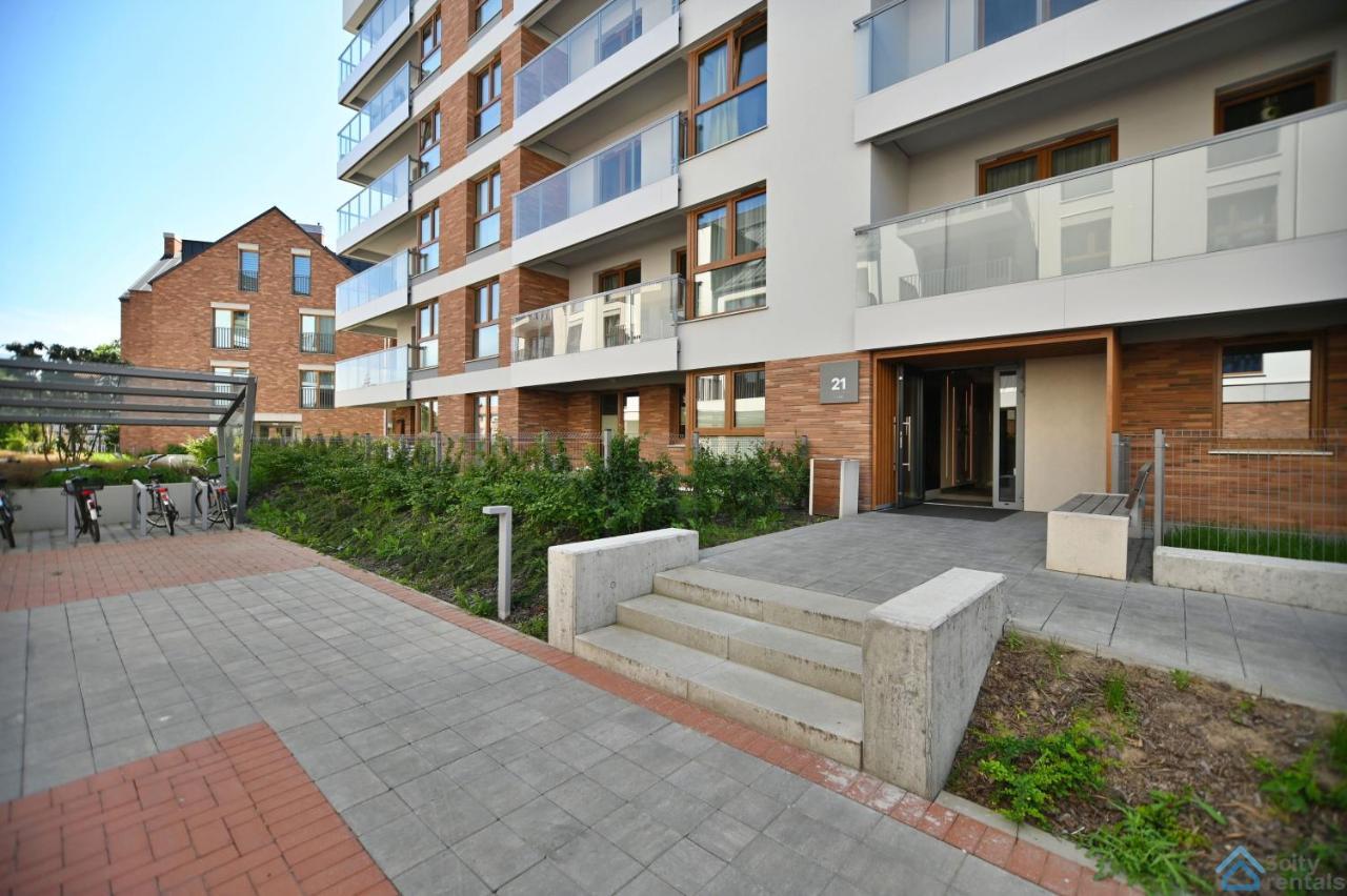 Beige 3City Apartment With Parking In Gdansk By Noclegi Renters Extérieur photo