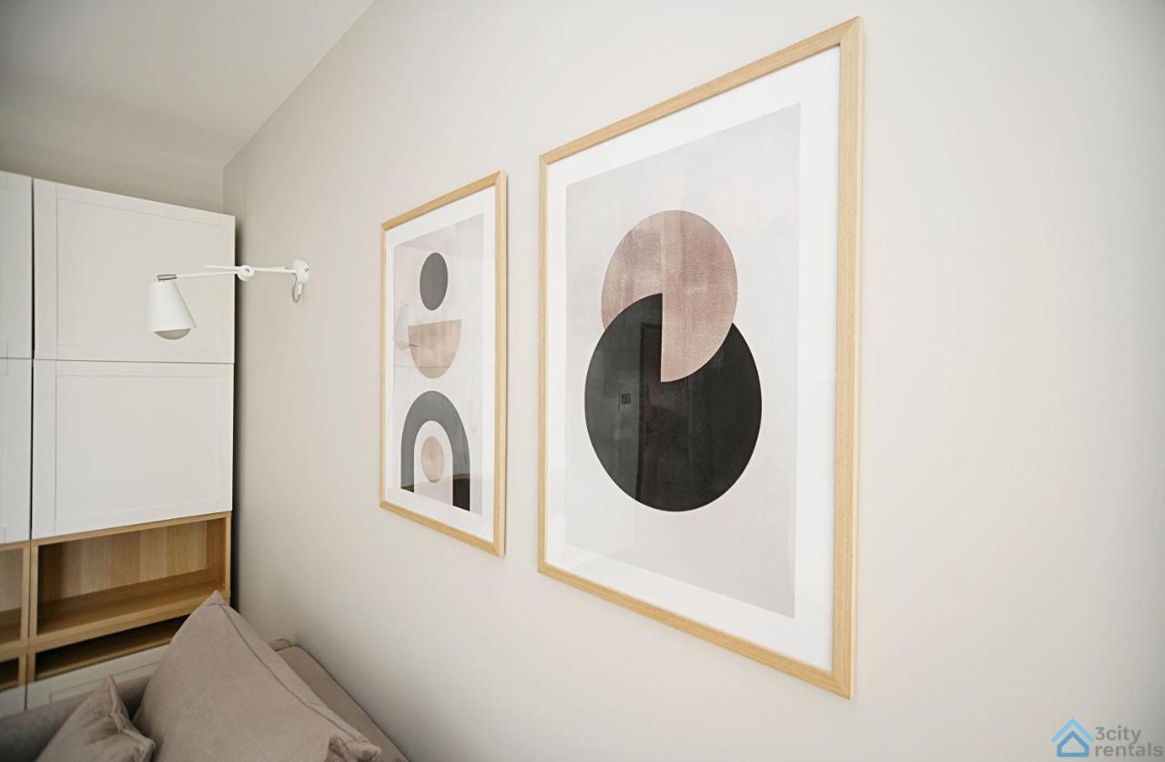 Beige 3City Apartment With Parking In Gdansk By Noclegi Renters Extérieur photo
